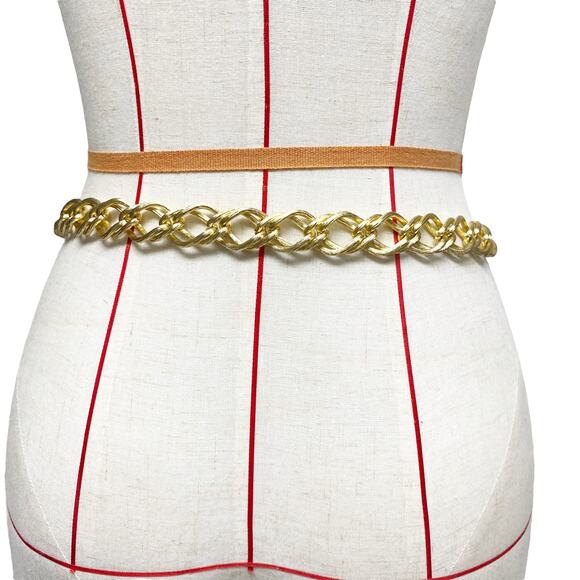 Vintage Womens Gold Tone Chain Detail Buckle Belt 90s Y2K - Picture 5 of 5
